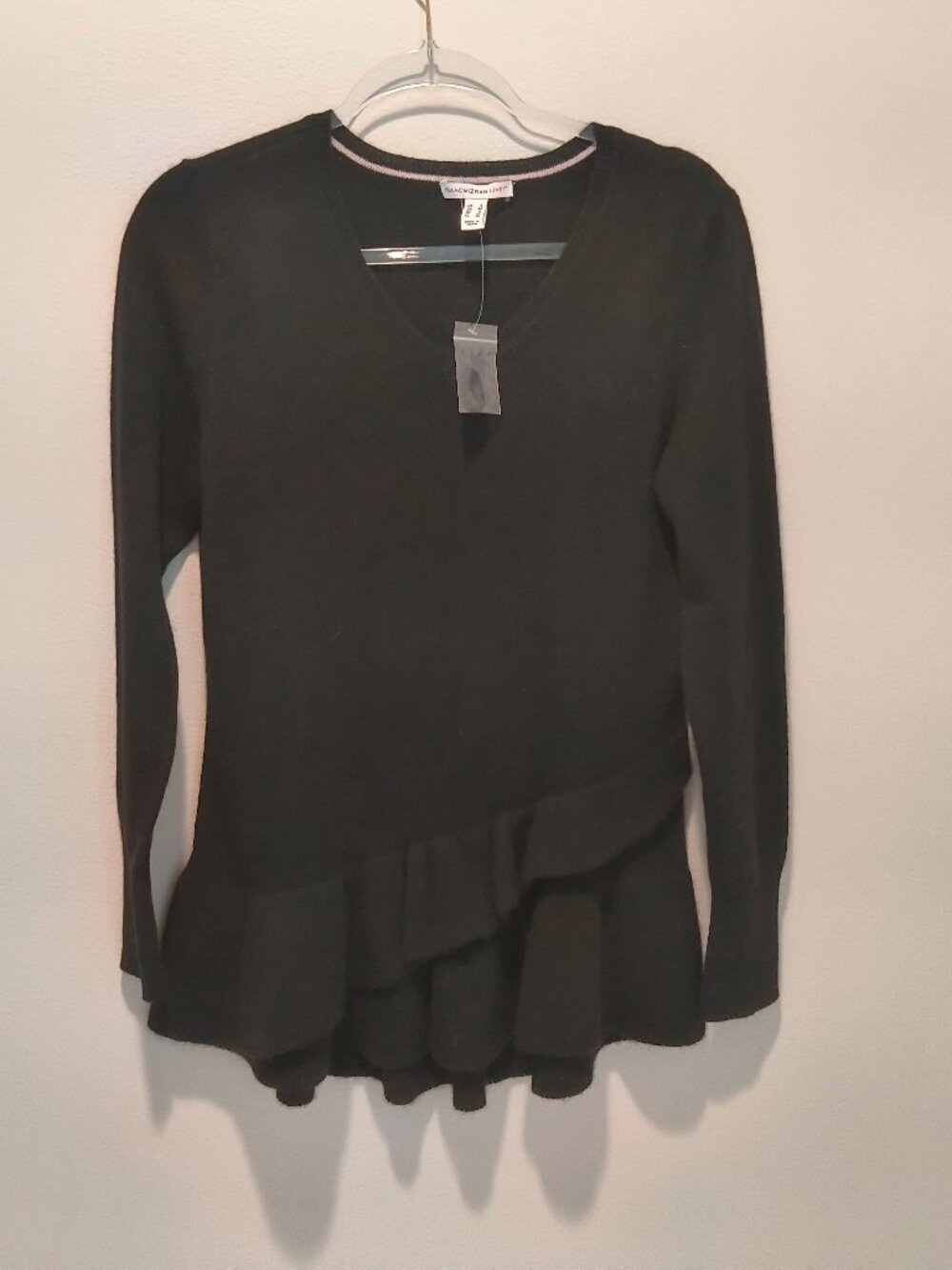 Isaac Mizrahi Live! black cashmere v-neck ruffle peplum sweater size S